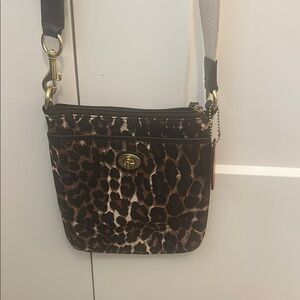**COACH**Leopard Print Crossbody Bag